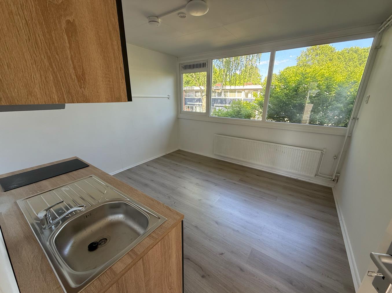 Kamer aan Hoitingeslag, Emmen 6