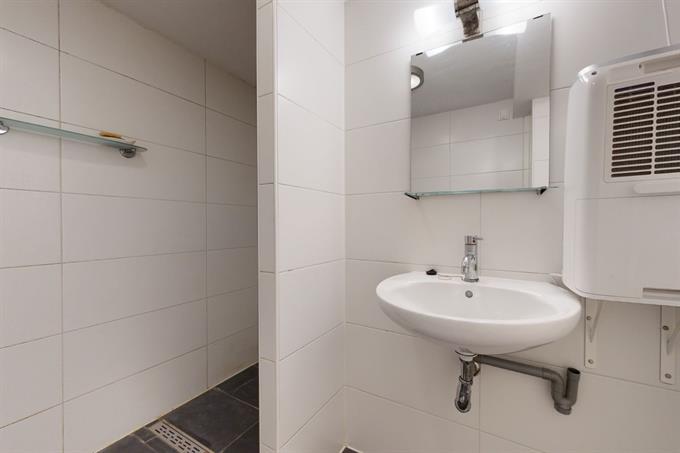 Zimmer bei Oostzanerdijk In Amsterdam
