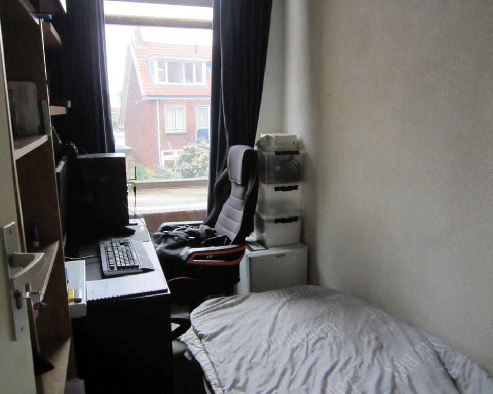 Kamer te huur in de De Sitterlaan in Leiden