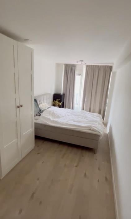 Room for rent 1250 euro Boeninlaan, Amsterdam