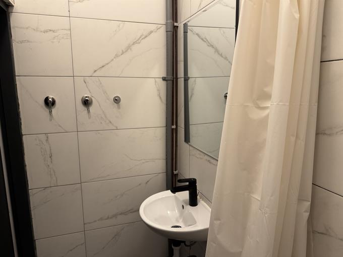 Wohnung bei Nieuwe Binnenweg In Rotterdam