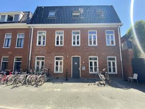 Room for rent 595 euro Oostersingeldwarsstraat, Groningen