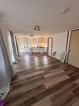 Kamer in Tilburg, Lovensestraat op Kamernet.nl: Mooie ruime Studio met eigen voorzieningen.