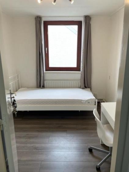 Room for rent 425 euro Willemstraat, Heerlen