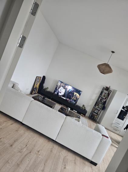 Room for rent 750 euro Maanplein, Den Haag