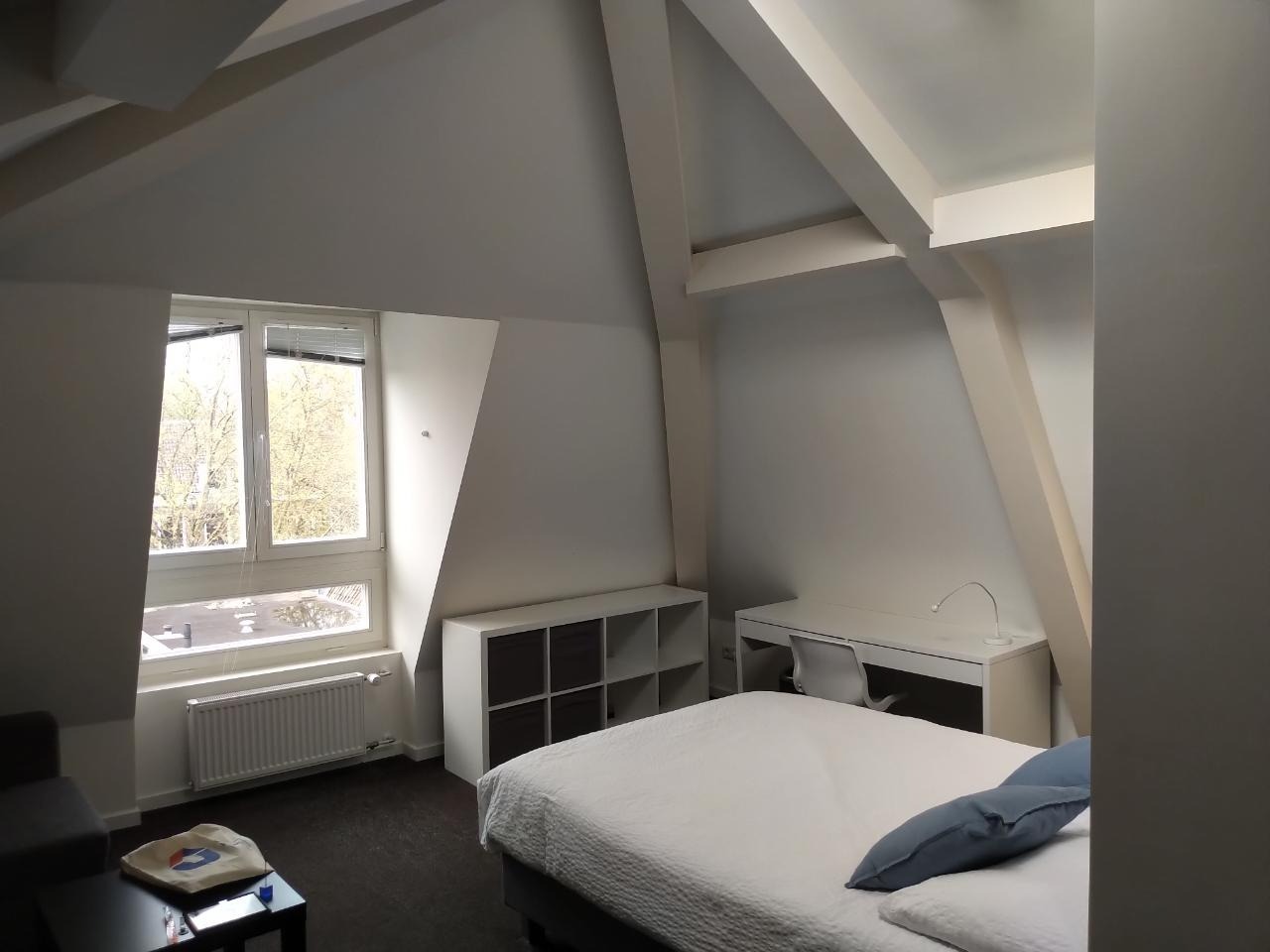 Kamer te huur in de Voorstraat in Utrecht