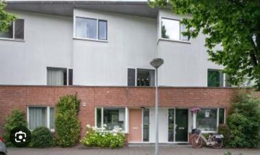 Appartement te huur 4500 euro Uffizilaan, Amsterdam