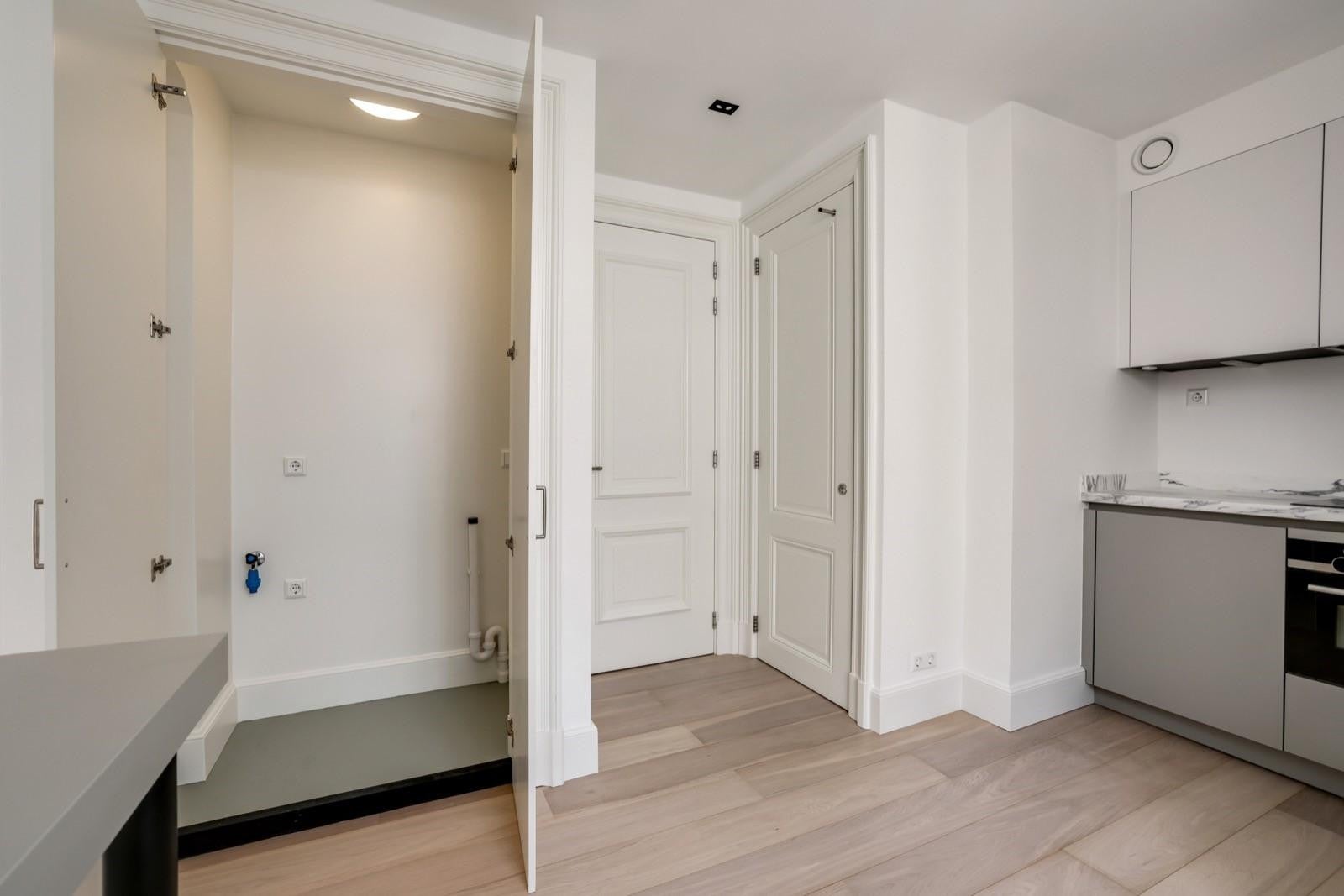 Appartement te huur in Amsterdam – Oudezijds Achterburgwal – foto 4
