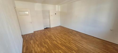 Kamer te huur 896 euro Meerssenerweg, Maastricht