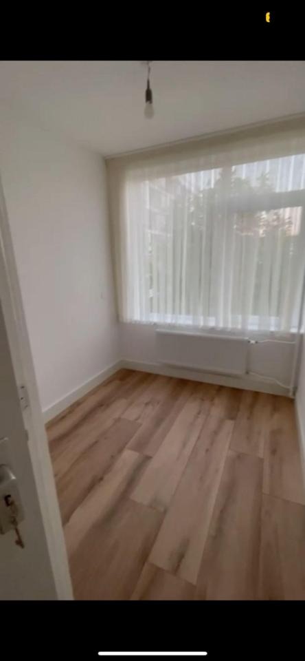 Kamer aan Bernadottelaan, Utrecht 9
