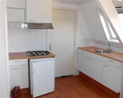 Room for rent 770 euro Dirkje Mariastraat, Utrecht