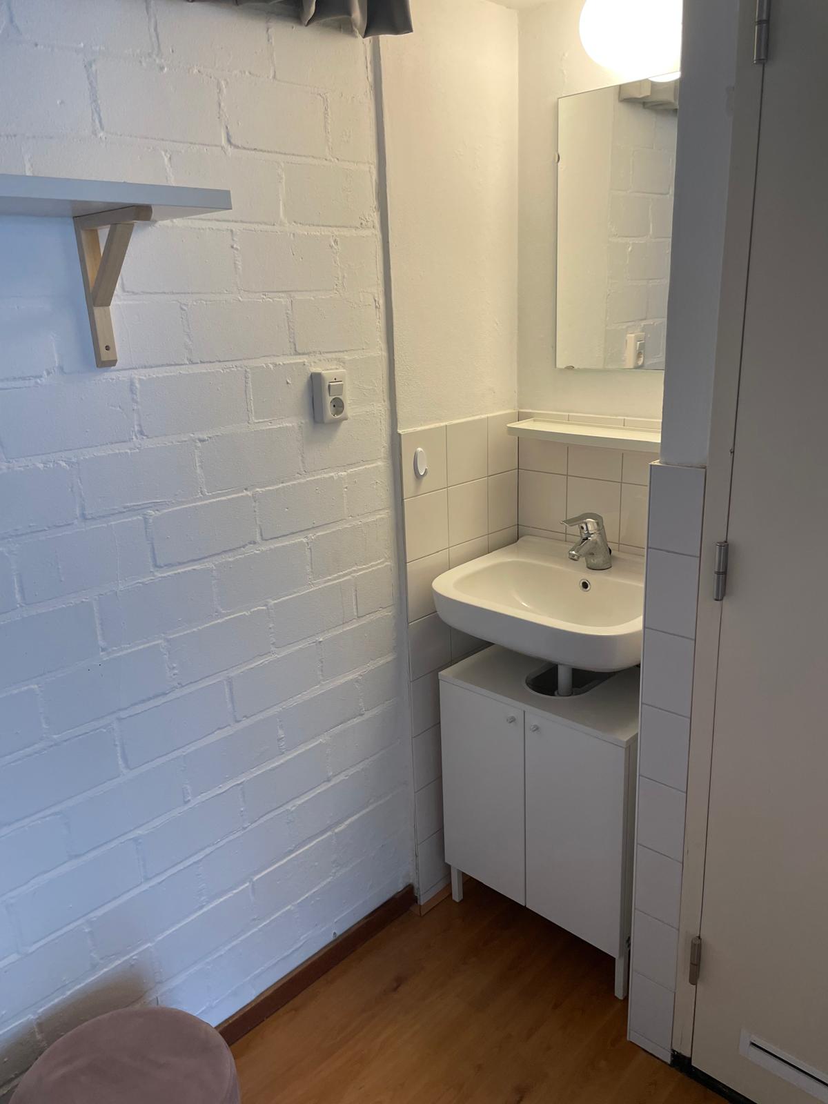 Kamer te huur in Enschede – Matenweg – foto 2