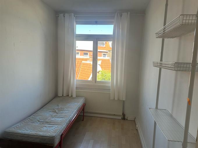 Zimmer bei Jurriaan Kokstraat In Den Haag