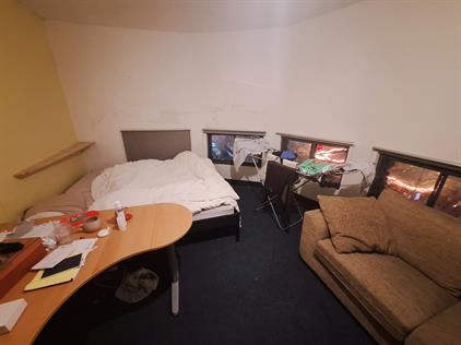Room for rent 450 euro Grote Marktstraat, Den Haag