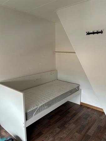 Kamer in Enschede, J.H.W. Robersstraat op Kamernet.nl: Gemeubileerde kamer aan de J.H.W. Robertsstraat