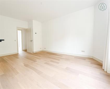 Appartement te huur 2500 euro Mauvestraat, Amsterdam