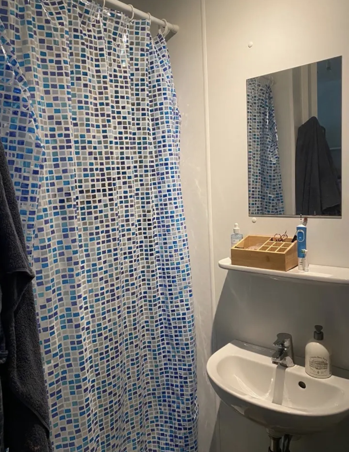 Studio te huur in Amsterdam – Darlingstraat – foto 2
