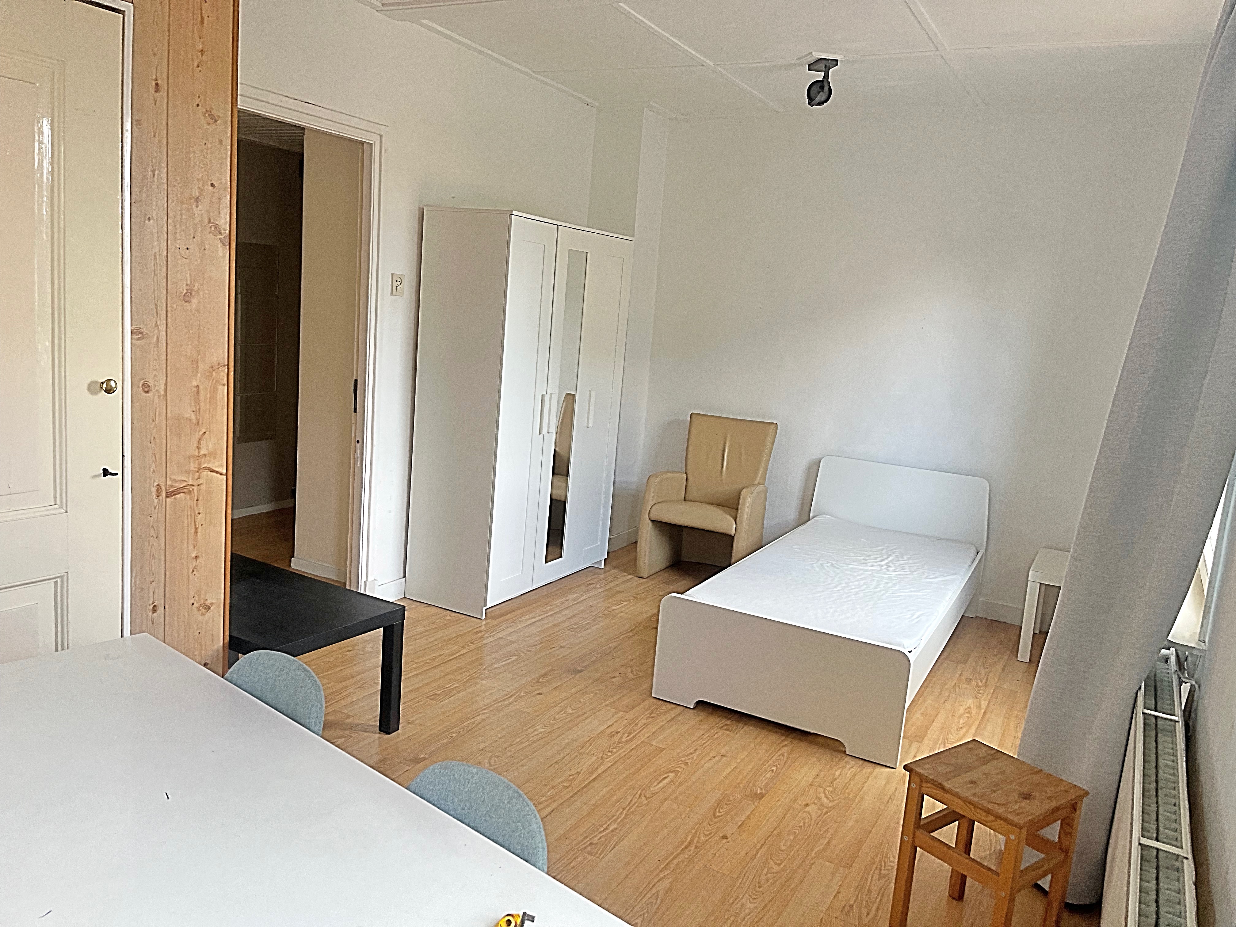 Kamer te huur in Hengelo – Oldenzaalsestraat – foto 2