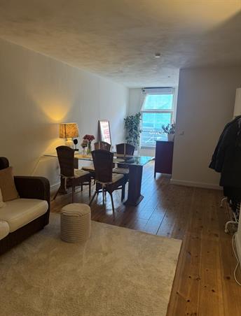Kamer in Amsterdam, Kinkerstraat op Kamernet.nl: Kamer voor onderhuur kinkerstraat