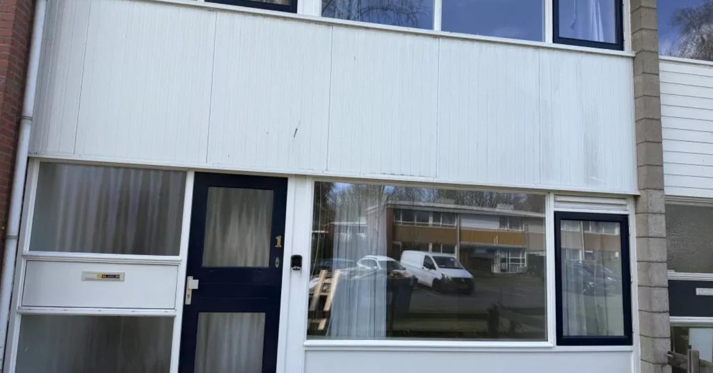 Kamer aan Vleerackers, Emmen 5