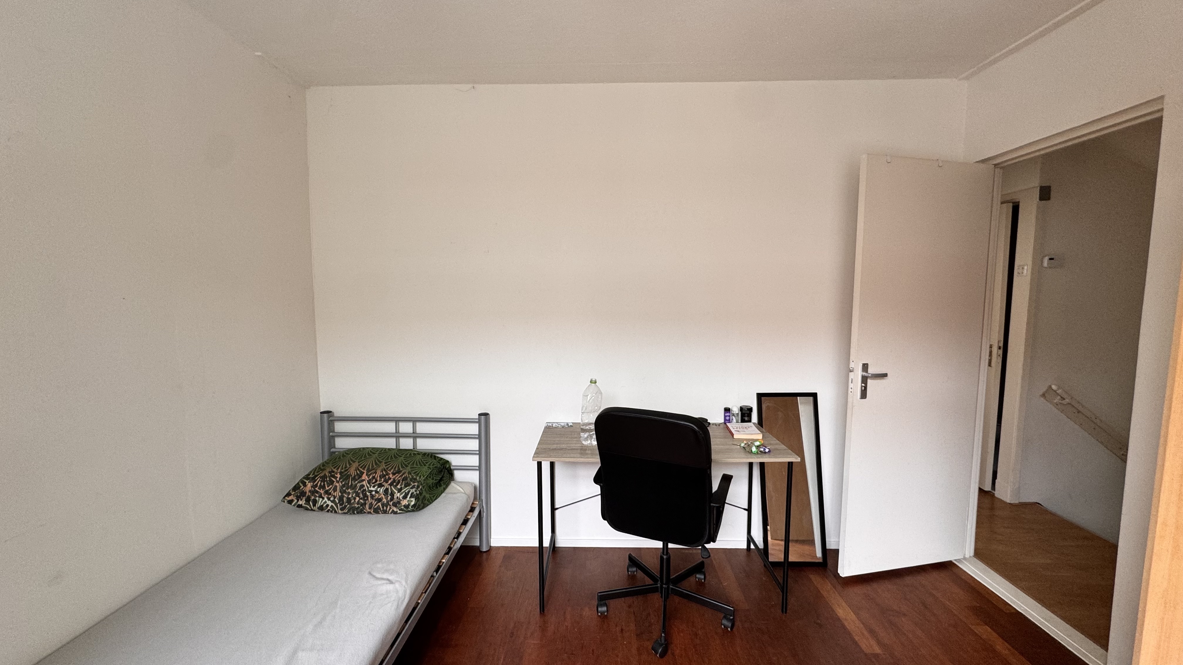 Kamer te huur in Rotterdam – Dahliastraat – foto 3