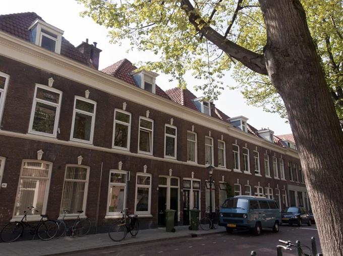 Zimmer bei Helmersstraat In Den Haag