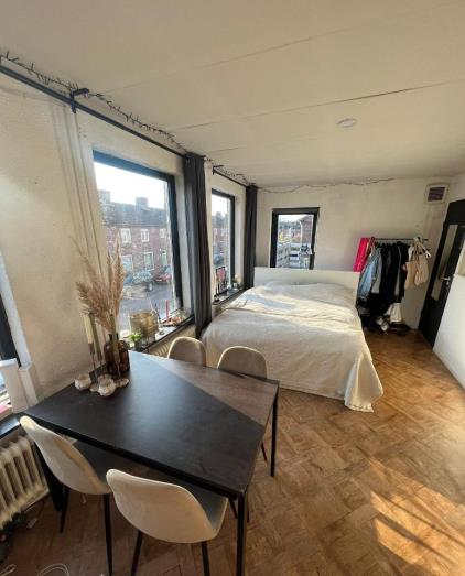Room for rent 549 euro Mgr. Nolensplein, Breda