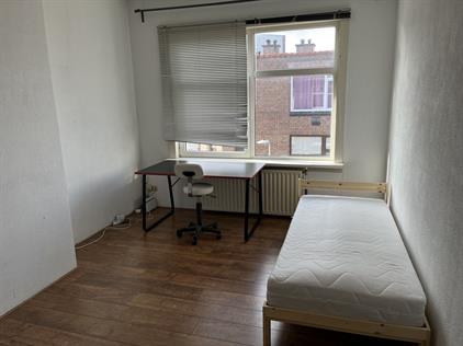 Room for rent 900 euro Zwetstraat, Den Haag