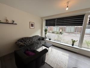 Studio for rent 1200 euro Haarlemmerstraat, Leiden