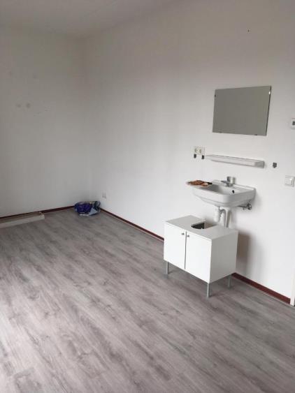 Room for rent 420 euro Langebrug, Leiden