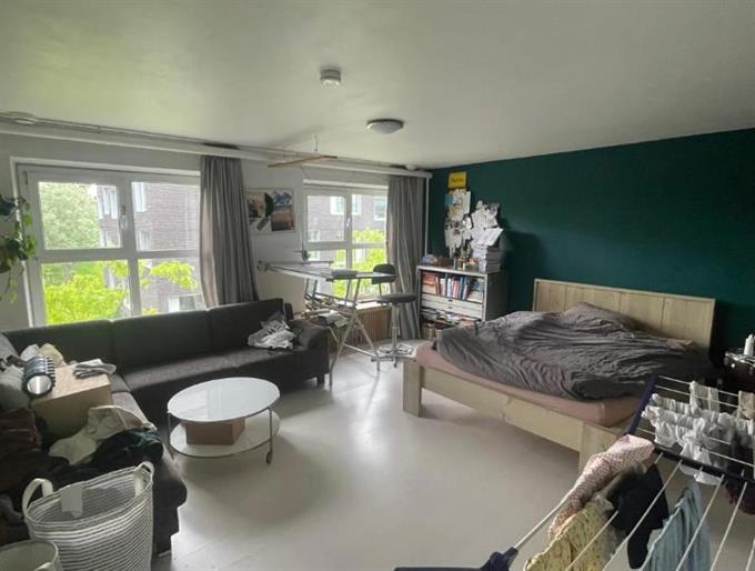 Zimmer bei Korvezeestraat In Delft