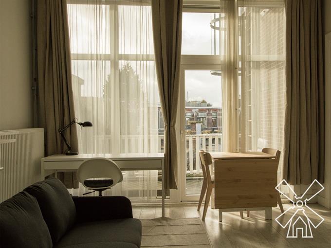 Studio bei Valkenboslaan In Den Haag