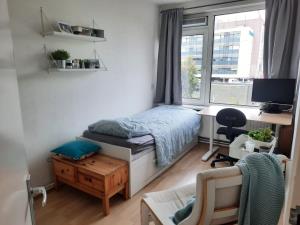 Room for rent 405 euro Westlandseweg, Delft