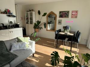 Appartement te huur 2000 euro August Allebeplein, Amsterdam