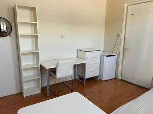 Room for rent 400 euro Jakob van Aakenstraat, Leeuwarden