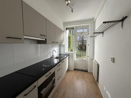 Appartement te huur 2250 euro Reijnier Vinkeleskade, Amsterdam