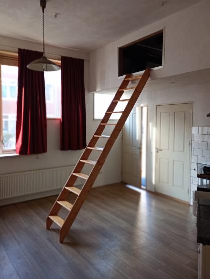 Studio te huur 1000 euro Emmastraat, Groningen