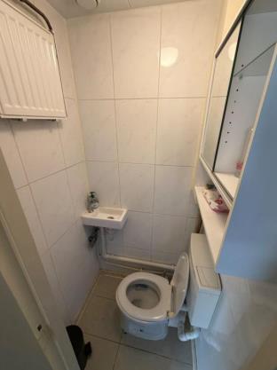 Zimmer bei Ellewoutsdijkstraat In Rotterdam