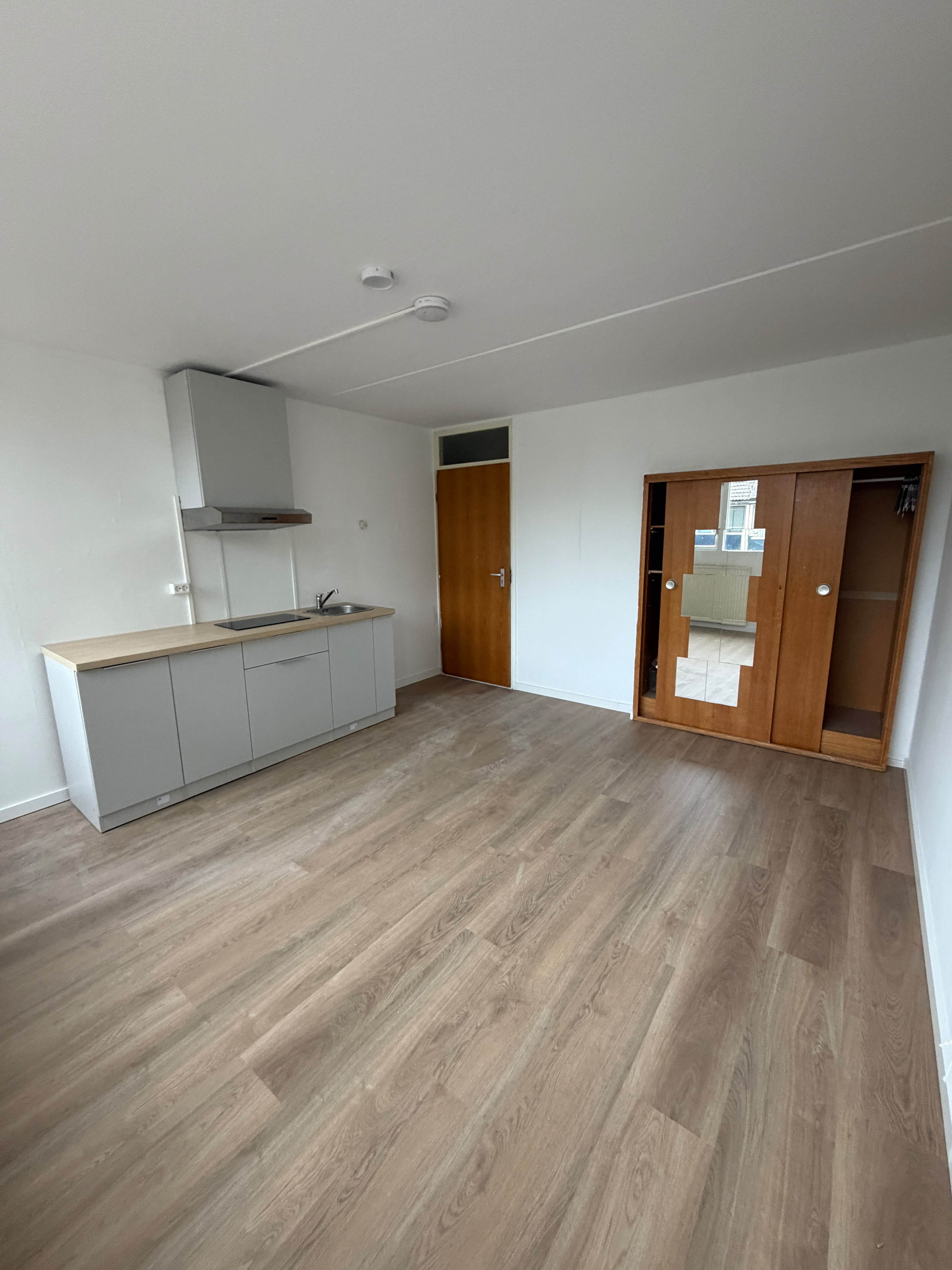 Kamer aan Briljantstraat, Groningen 9