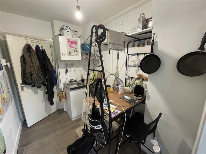 Kamer in Groningen, Parkweg op Kamernet.nl: Parkweg- studentenkamer met eigen keuken
