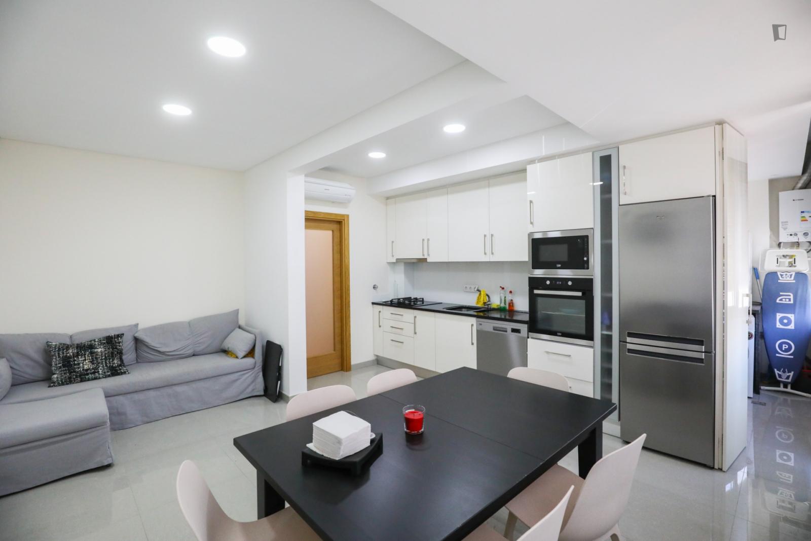 Kamer te huur in Den Haag – Loudonstraat – foto 2