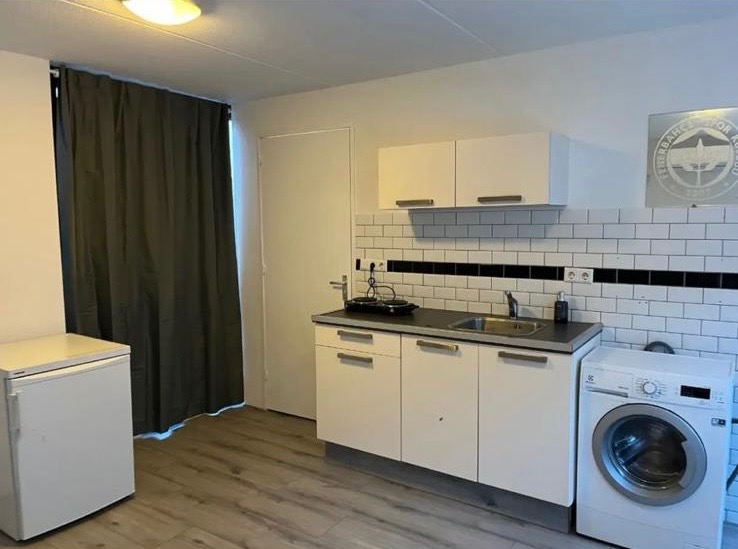 studios for rent on Tjeerdsraklaan