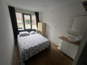 Room for rent 1300 euro Sapoerahof, Utrecht