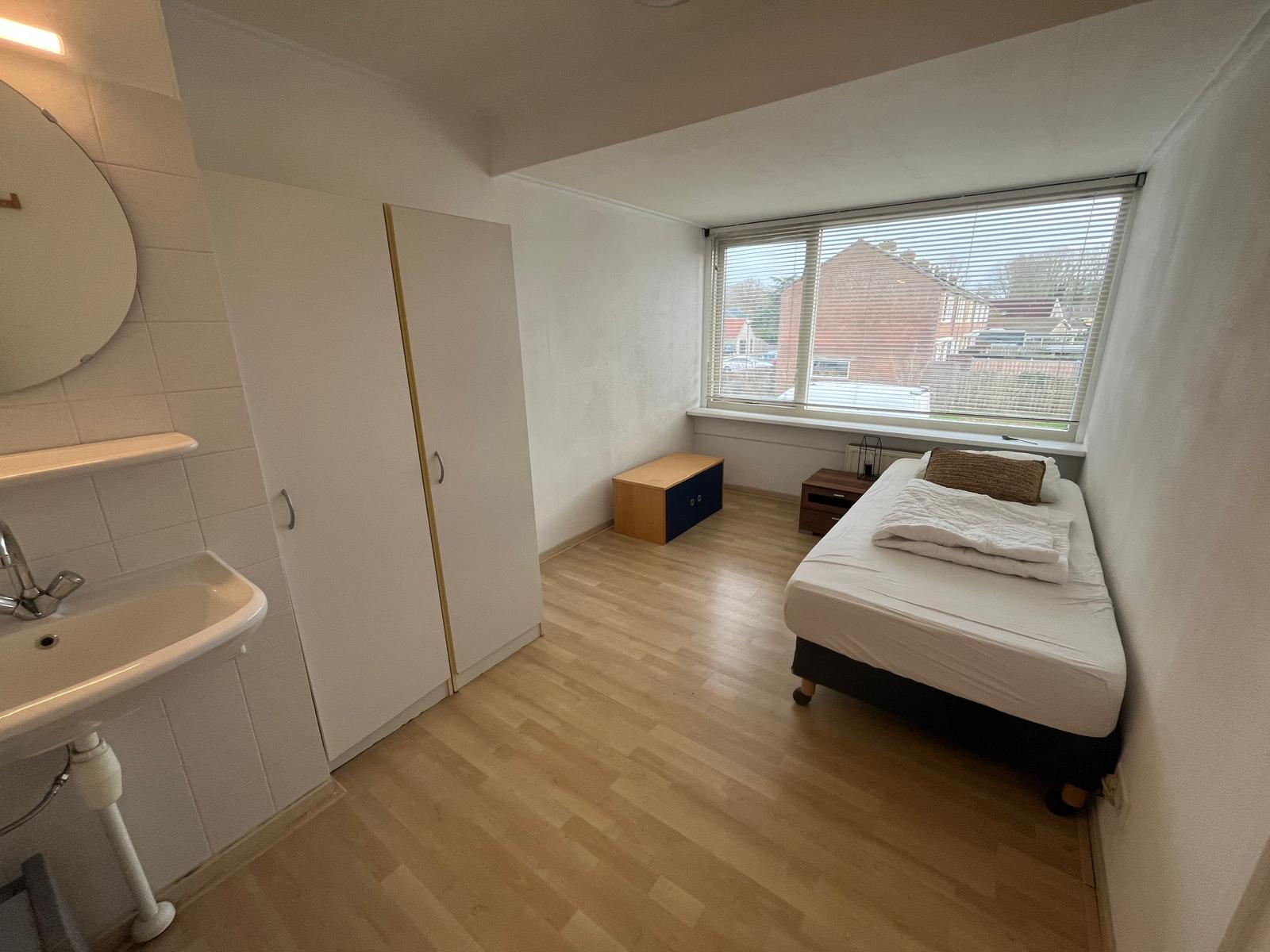 Kamer aan Veerweg, Kamperland 10