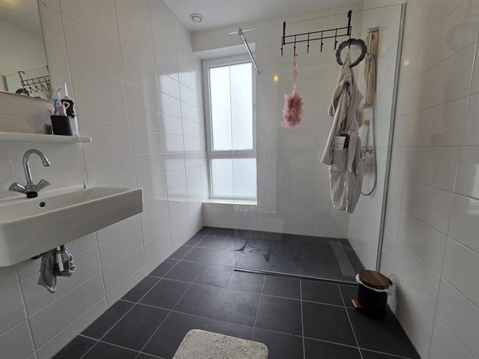 Zimmer bei Louise Henriettestraat In Den Haag