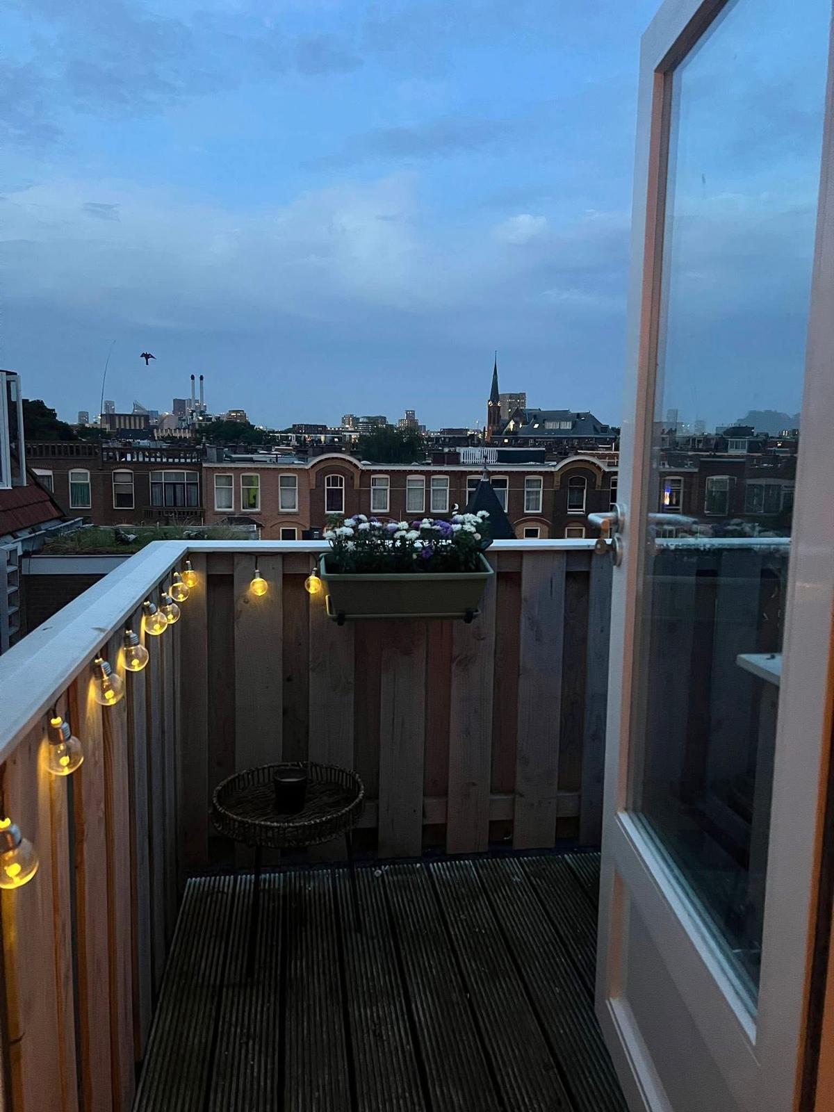 Kamer aan Valkenboslaan, Den Haag 5