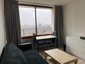 Appartement te huur 1950 euro Rode Kruislaan, Diemen