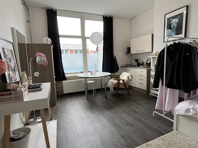 Kamer in Groningen, Zwarteweg op Kamernet.nl: Studentenkamer naast het Noorderplantsoen!