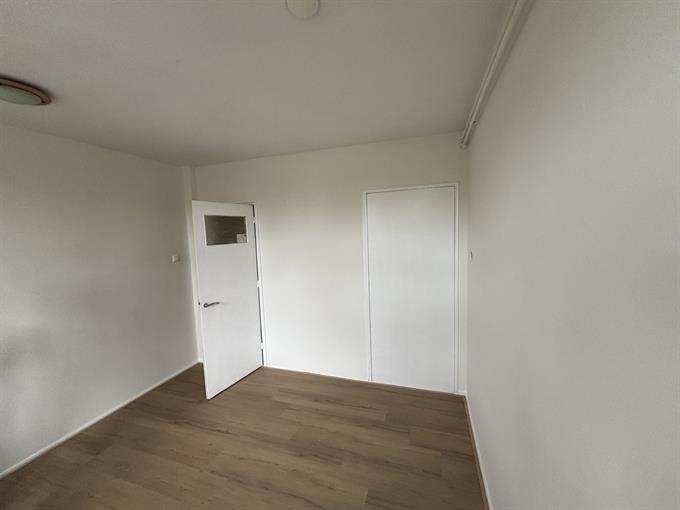 Kamer in Groningen, Asingastraat op Kamernet.nl: Nette Kamer (+-13m2) in leuk huis te huur. 