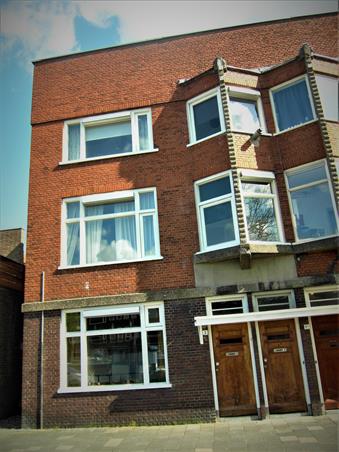 Kamer in Groningen, Oosterhamrikkade op Kamernet.nl: leuke studentenkamer per 1-12 voor studente